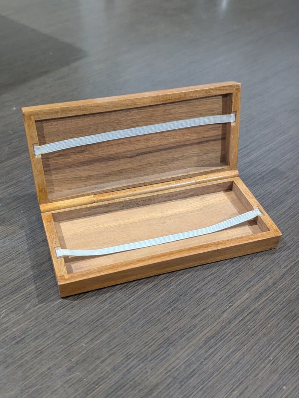 Vintage Handcarved Wooden Self-Rolled Cigarette Carrying Case with Floral Motif